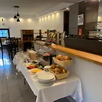 מלון Und Restaurant Zeus *