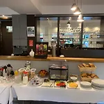 מלון Und Restaurant Zeus וולפסבורג