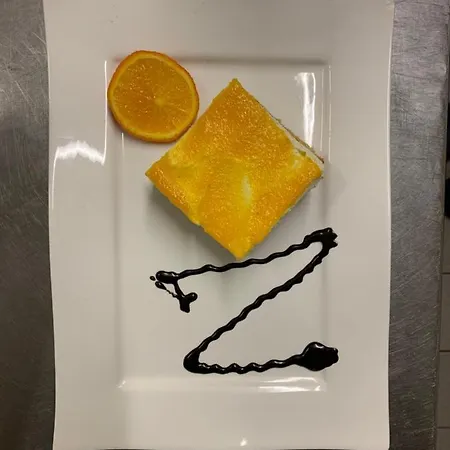 Hotel Und Restaurant Zeus Wolfsburgo